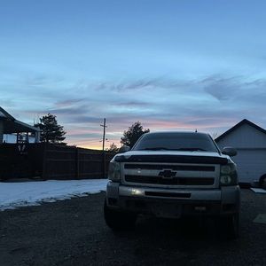 Meet your Posher, Dennis